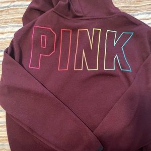 PINK :Maroon cropped hoodie with foil letters on the back